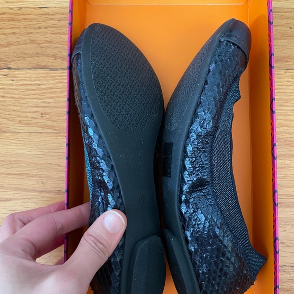 NWB Tory Burch Gabby Ballet-Washed Metallic Python Print; Color: Tory Navy: Sz:6 - Picture 2 of 9
